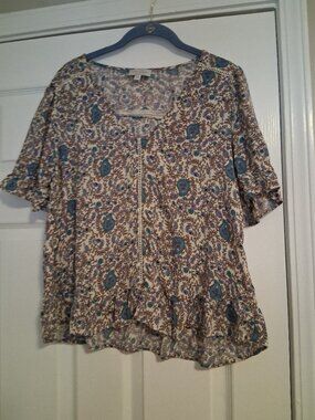 Lucky Brand floral paisley boho short-sleeve blouse, size L, cream/blue